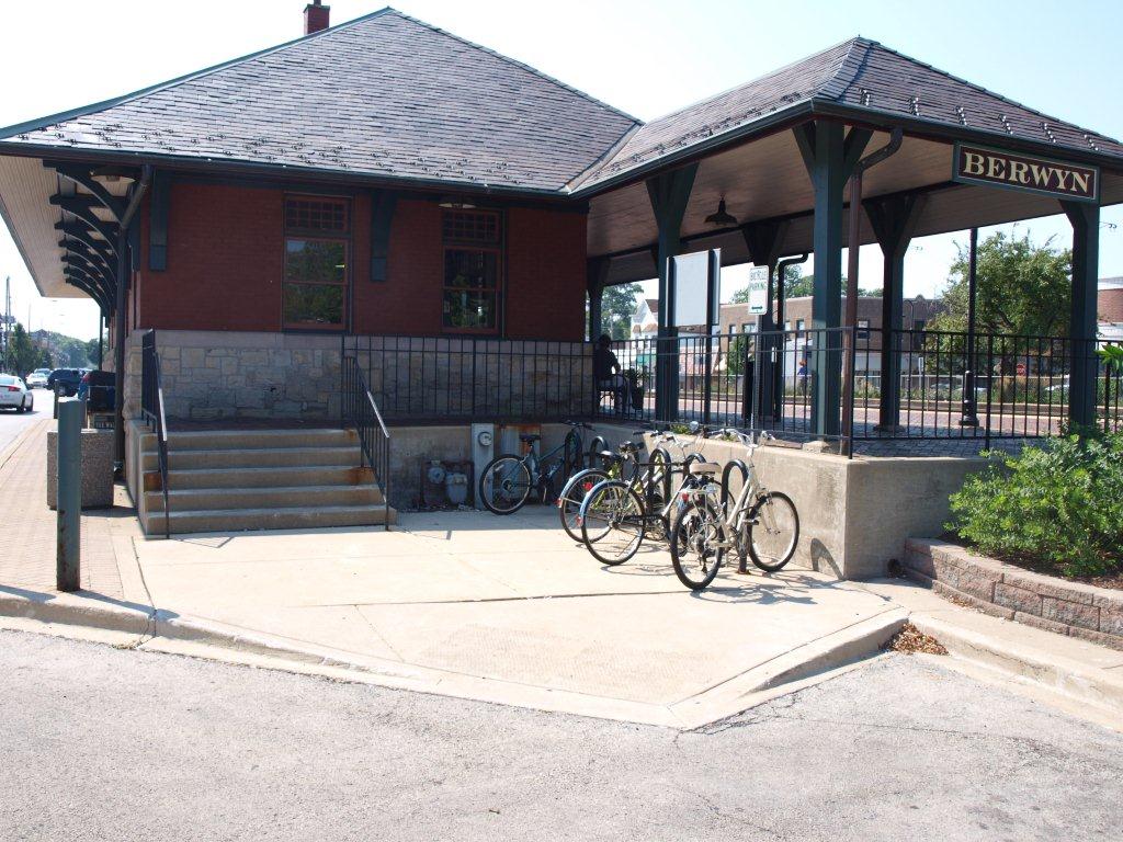 Burlington train station